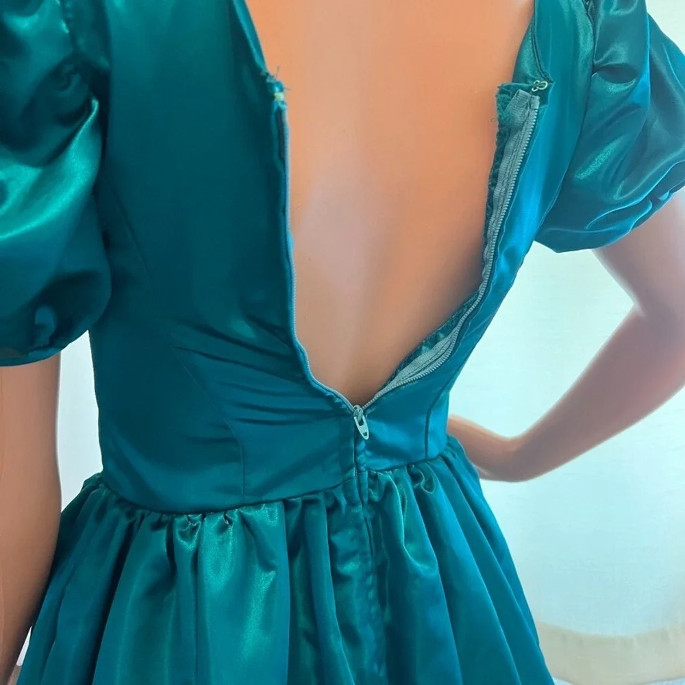Girl's Size 10/12 Green Satin Dress 💚 Youth Theater Costume Cosplay‎ Fairycore